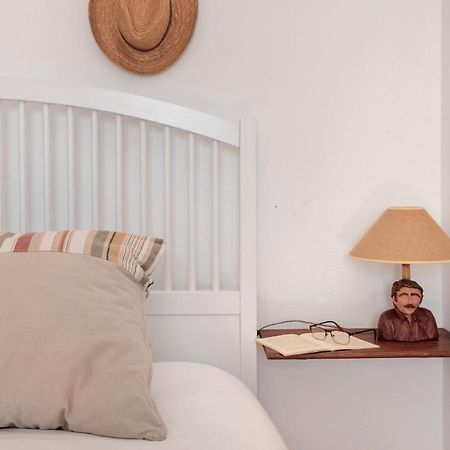 Joivy 3-Br Cottage With Terrace And Garden In Colares 辛特拉 外观 照片
