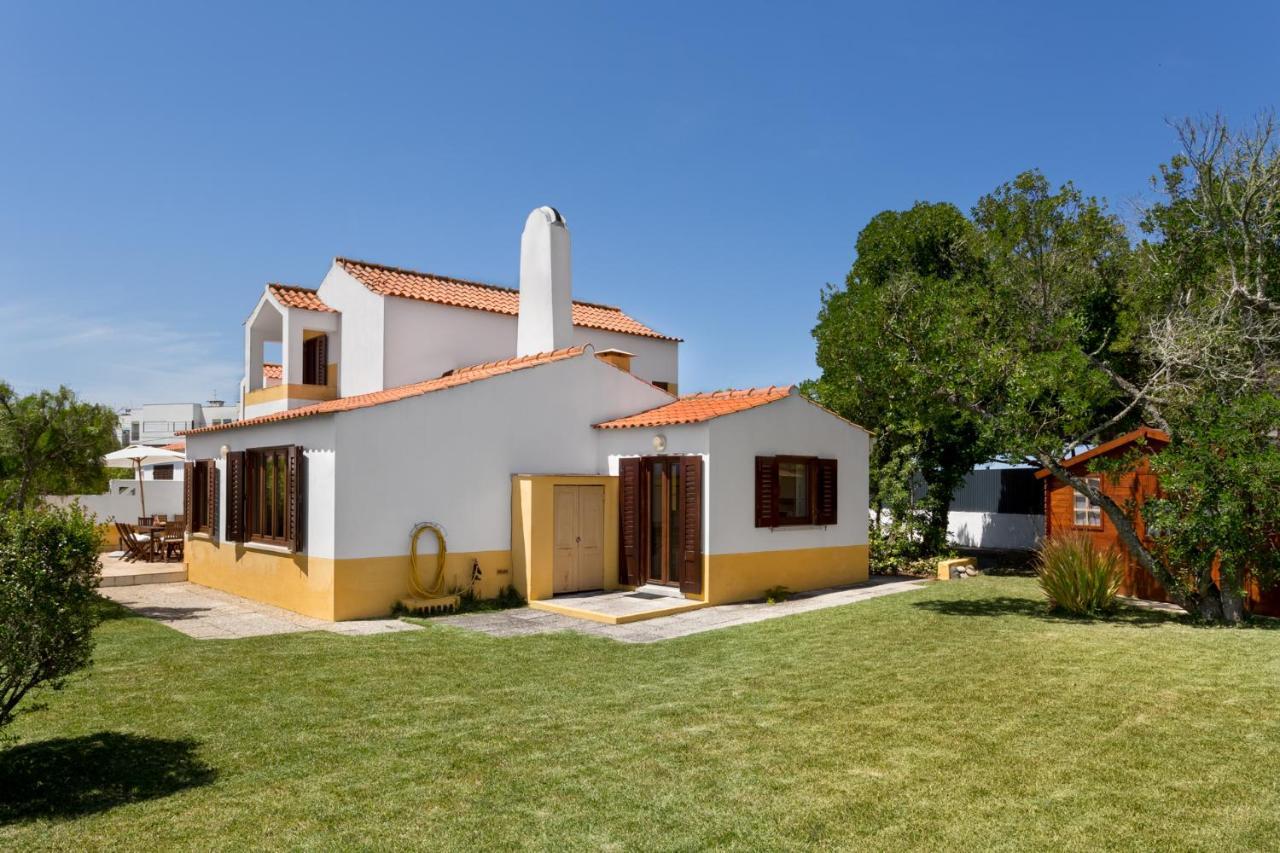 Joivy 3-Br Cottage With Terrace And Garden In Colares 辛特拉 外观 照片