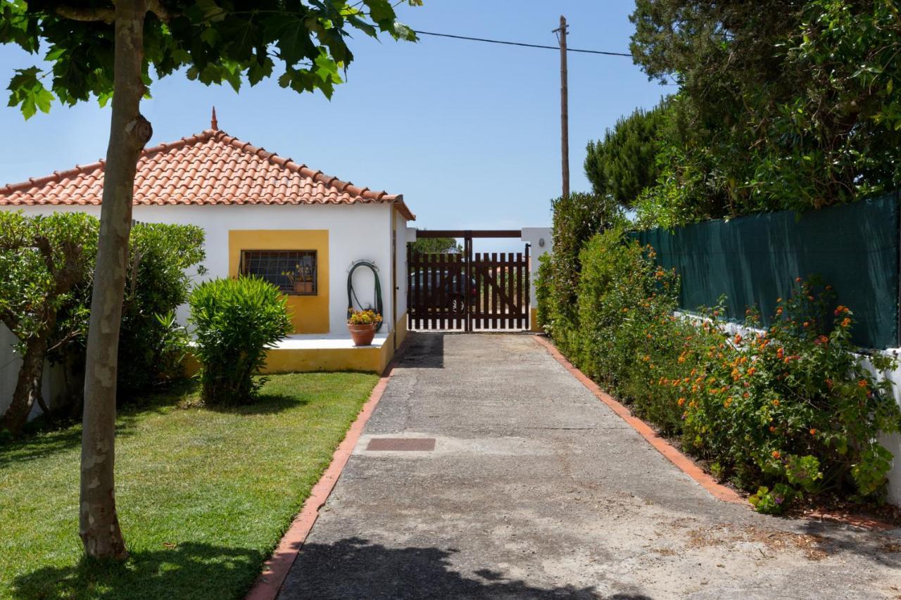 Joivy 3-Br Cottage With Terrace And Garden In Colares 辛特拉 外观 照片